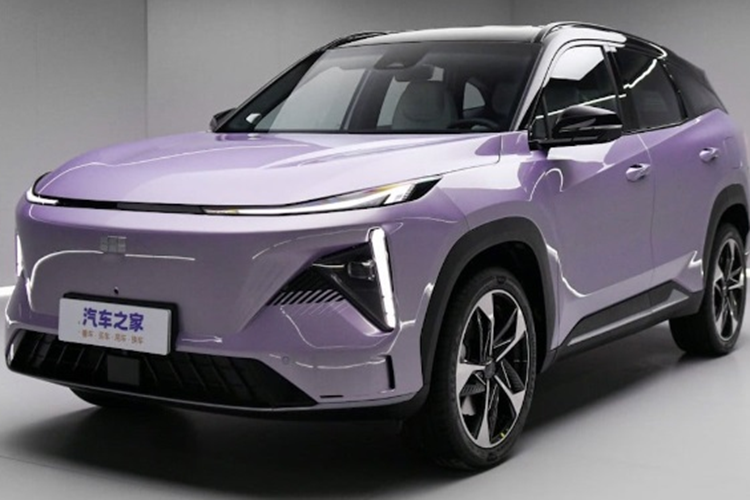 Trên thị trường SUV, thị phần của Geely Galaxy L7 trong tháng 9 đã giảm 0,34% so với cùng kỳ năm ngoái và thứ hạng của mẫu xe này trong phân khúc SUV đã giảm hai bậc so với tháng 8.