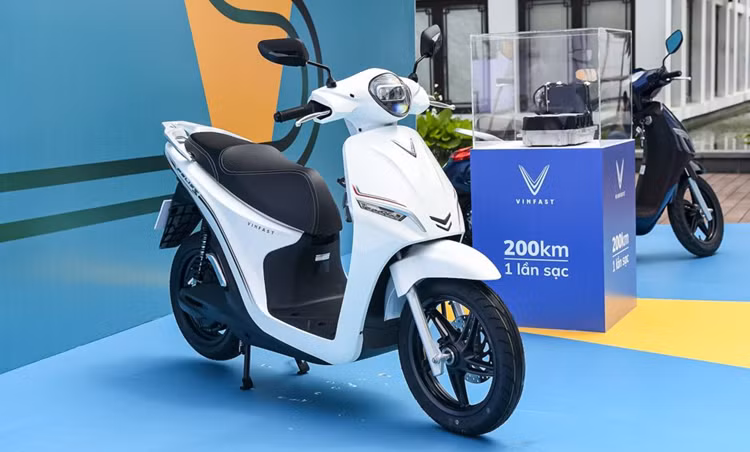 Khach Viet ly giai quyet dinh chon xe may dien thay xe xang-Hinh-2