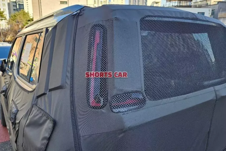 Bên cạnh đó là 6 túi khí, camera 360 độ, hệ thống cảnh báo điểm mù và cảm biến hỗ trợ đỗ xe phía trước. Dự kiến, Kia Clavis sẽ chính thức ra mắt thị trường Ấn Độ vào cuối năm 2024. Đến đầu năm 2025, mẫu SUV cỡ nhỏ này sẽ được bán ra thị trường.