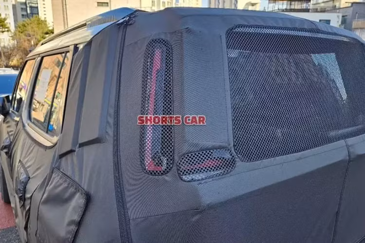 Bên cạnh đó là 6 túi khí, camera 360 độ, hệ thống cảnh báo điểm mù và cảm biến hỗ trợ đỗ xe phía trước. Dự kiến, Kia Clavis sẽ chính thức ra mắt thị trường Ấn Độ vào cuối năm 2024. Đến đầu năm 2025, mẫu SUV cỡ nhỏ này sẽ được bán ra thị trường.