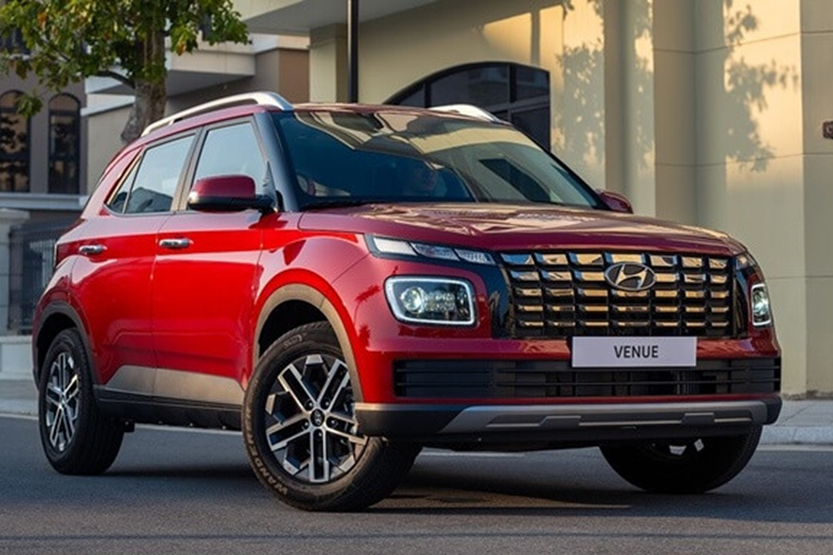 Đặc biệt, Venue được trang bị Drive Mode với 3 chế độ lái Normal - Eco - Sport giúp đáp ứng đa dạng các điều kiện vận hành khác nhau.