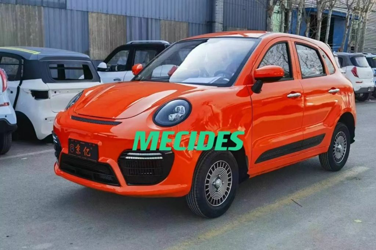 Theo chia sẻ của nhà sản xuất, thông số pin của xe điện là 26 kWh. Tuy nhiên, Mecides cung cấp nhiều lựa chọn phiên bản khác nhau với hành trình khác nhau, 300 km đến 800 km giữa các lần sạc.