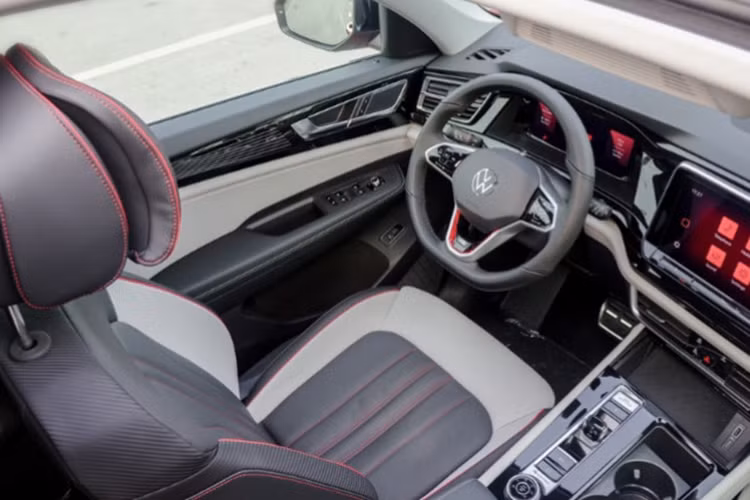 Theo kế hoạch, Volkswagen Polo 2025 mới sẽ ra mắt tại thị thị trường Ấn Độ vào năm 2026. Việc “sinh sau đẻ muộn” này có thể khiến Polo phải chịu sự cạnh tranh gắt gao khi xu hướng xe SUV đô thị có thể sẽ ngày càng được ưa chuộng trong vài năm tới.