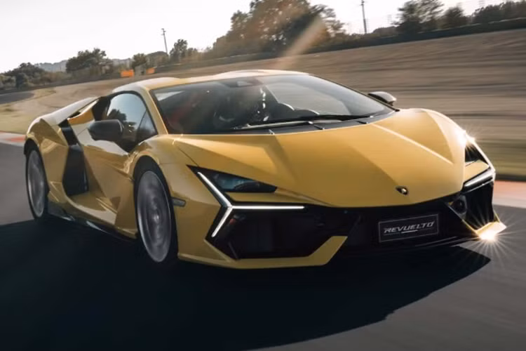 Hang sieu xe Lamborghini “bo tui” gan 44.000 ty dong nua dau 2024