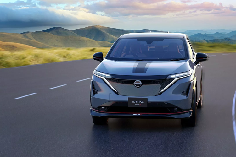  Nissan Ariya Nismo 2024 mới – phiên bản hiệu suất cao của dòng xe thuần điện (EV) hàng đầu của thương hiệu Nhật Bản. Ariya Nismo ra mắt tại Triển lãm ôtô Tokyo, mẫu xe mới dựa trên phiên bản Ariya e-4ORCE và được bán tại Nhật vào mùa xuân này.