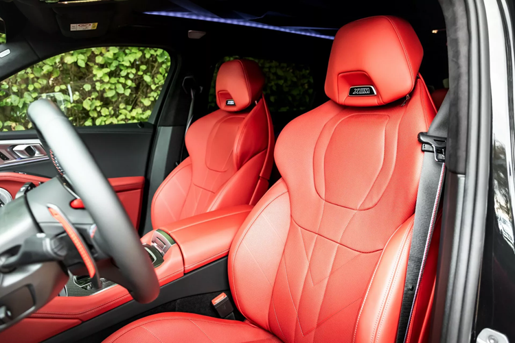 Manhart cũng cung cấp tùy chọn tháo bộ chuyển đổi xúc tác để cải thiện lưu lượng, mặc dù hệ thống này không tuân thủ các quy tắc của TUV tại nội địa Đức và chỉ dành cho thị trường quốc tế.