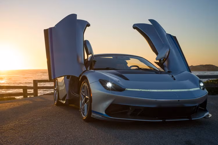 Đây không phải là chiếc xe mui trần đầu tiên của Automobili Pininfarina hiện đại nhưng đây sẽ là chiếc Battista mui trần đầu tiên và sẽ đem đến một mẫu xe độc đáo dành cho một vị khách hàng đặc biệt.