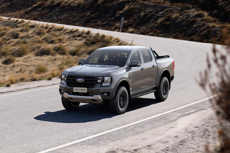 Tại thị trường Úc, xe chỉ được bán với số lượng giới hạn đúng 1.150 chiếc. Giá xe Ford Ranger Tremor 2025 này khởi điểm từ 69.690 AUD (khoảng 1,15 tỷ đồng).