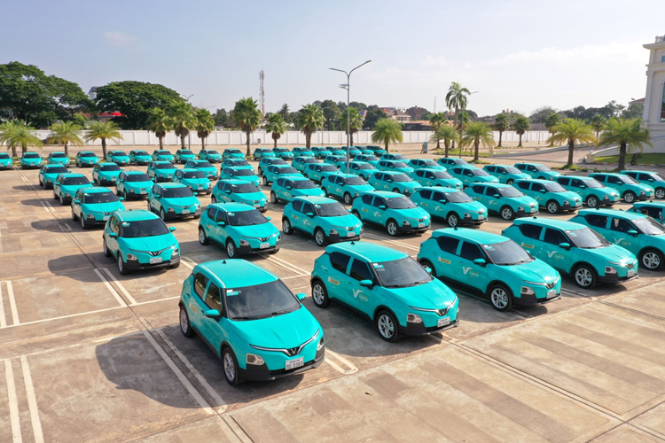 Xanh SM dung thu 2 thi truong goi xe Viet Nam chi sau 7 thang