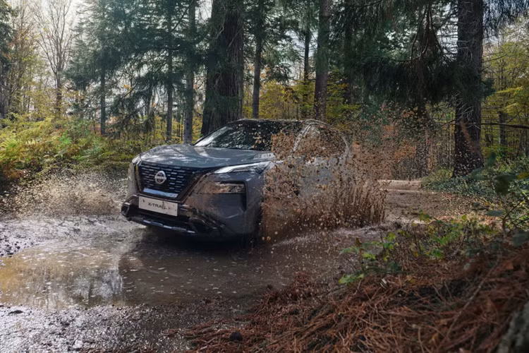 Một trong số đó là phiên bản Nissan X-Trail N-Trek 2024 mới dành riêng cho thị trường Australia, với cảm hứng từ những mẫu xe chuyên off-road. Trước đây, bản N-Trek cũng đã từng có trên mẫu X-Trail thế hệ thứ 3 tại Australia vào năm 2019.