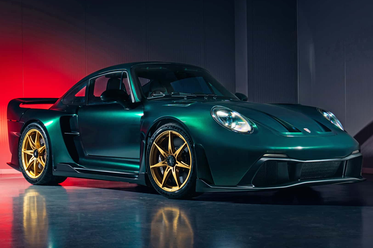 Kalmar Automotive mới đây đã trình làng mẫu xe mang tên 9×9. Kalmar tuyên bố đây là “chiếc hypercar Kalmar 9×9 cổ điển đầu tiên trên thế giới” và mẫu xe này sở hữu thiết kế lấy cảm hứng từ chiếc Porsche 959.