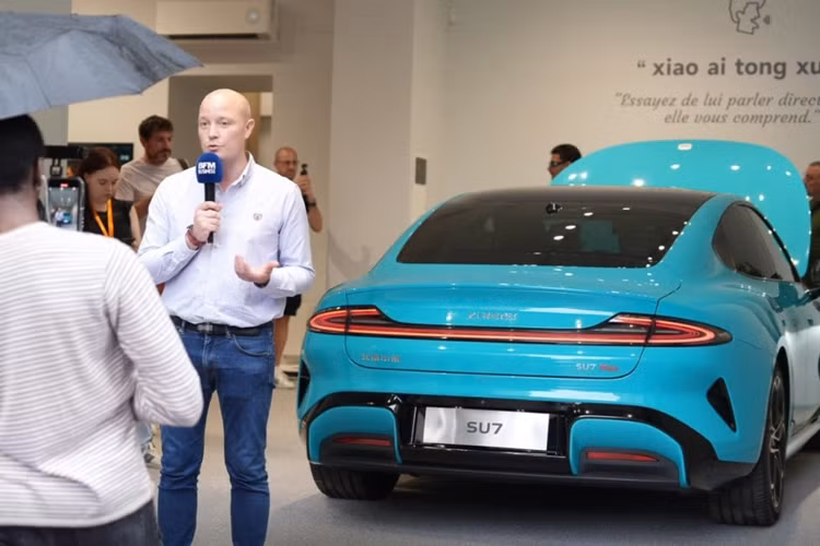 Hồi tháng 6/2024, Xiaomi từng thông báo đã hoàn tất bàn giao hơn 10.000 xe điện SU7. Hãng xe Trung Quốc kỳ vọng sẽ đạt tổng lượng đơn hàng từ 100.000 - 120.000 xe Xiaomi SU7 trong năm nay.
