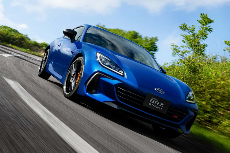 Mẫu xe thể thao Subaru BRZ 2025 mới hiện sẽ được trang bị thêm chế độ Thể thao chuyên dụng. Tuy nhiên trang bị chế độ thể thao này sẽ chỉ ở phiên bản được trang bị hộp số sàn.