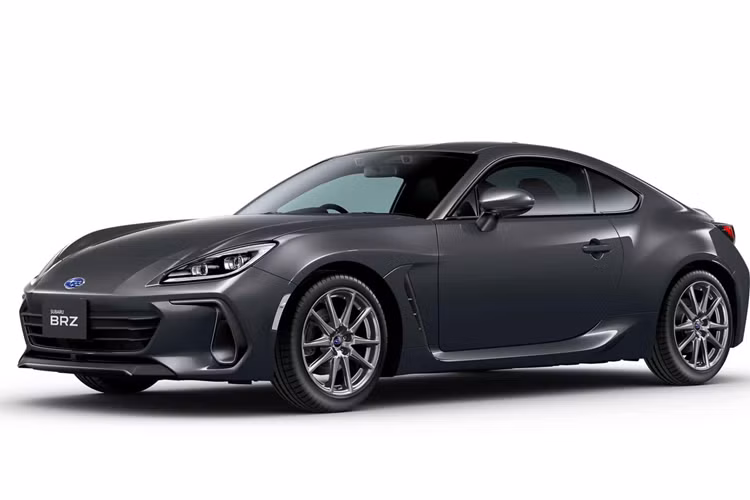 Bên cạnh các phiên bản dành cho đường bộ, còn có một chiếc BRZ Cup Car Basic dành riêng cho đường đua có giá 3.722.400 yên (23.400 USD).