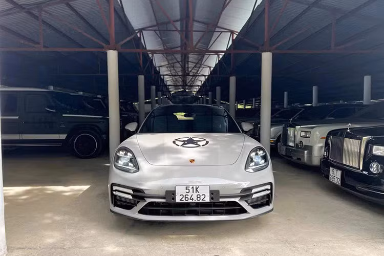 Trong năm nay, ông Đặng Lê Nguyên Vũ sẽ cho trưng bày 18 chiếc siêu xe tại sự kiện xe thế giới Gumball 3000 sẽ tổ chức tại Việt Nam trong 2 ngày, đó là 14 và 15 tháng 9 năm 2024. Các xe này bao gồm 15 chiếc Ferrari, ông hoàng tốc độ Bugatti Veyron, Ford GT thế hệ mới và Ford GT '67 Heritage Edition. 