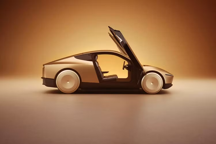 Tuy nhiên cửa mở kiểu cánh bướm là thành phần lần đầu tiên hiện diện trên một chiếc Tesla, tạo cho Cybercab sự độc đáo và cho thấy tầm định vị cao cấp của mẫu xe này.