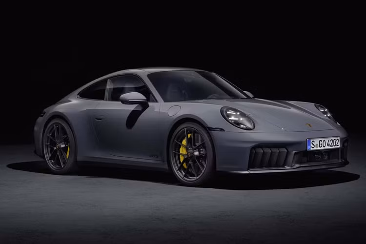 Porsche 911 Hybrid 2025 lo dien cung loat nang cap an tuong