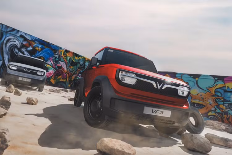 Sep VinFast he lo oto dien 