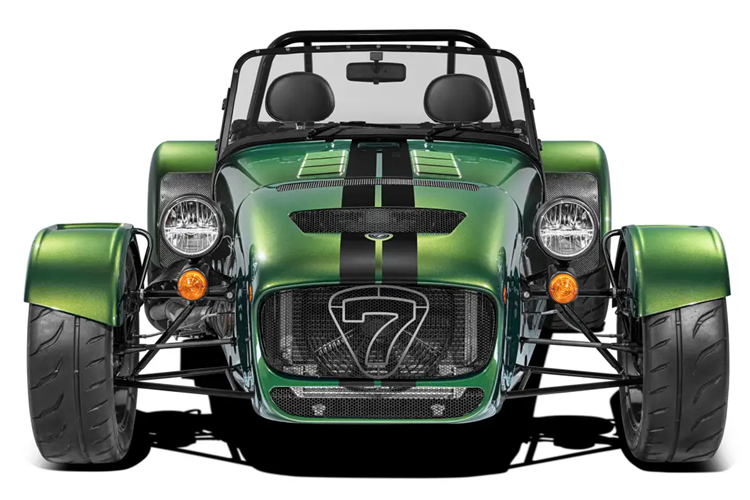 Sự khác biệt giữa 485 FE và 485 CSR FE chính là phiên bản sau chỉ có cấu hình khung gầm lớn hơn, đồng thời có hệ thống treo trước dạng thanh đẩy phức tạp hơn, hệ thống treo sau hoàn toàn độc lập và bánh xe có đường kính lớn hơn. Phiên bản có khung gầm lớn sẽ dài hơn 180 mm, rộng hơn 230 mm và cao hơn 25 mm so với tùy chọn tiêu chuẩn.