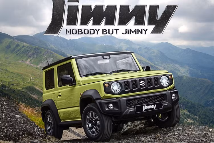 Xe vẫn được nhập khẩu nguyên chiếc từ Nhật về Việt Nam. Được biết, lô xe này khác với lô Suzuki Jimny đã giao khách trước đó là năm sản xuất 2024. Đến thời điểm hiện tại, Suzuki Việt Nam vẫn chưa công bố giá bán chính thức của Jimny.