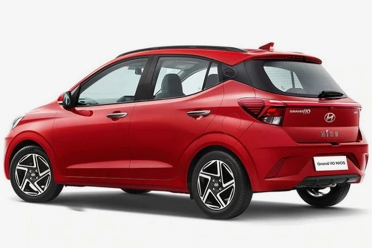 Xét riêng phân khúc sedan/hatchback hạng A với hai cái tên còn lại là Morning và Wigo, i10 chiếm tới 71,2% tổng doanh số của phân khúc. Trong 4 tháng đầu năm nay, Hyundai i10 đạt doanh số 1.570 xe, thấp hơn cùng kỳ năm ngoái nhưng vẫn bỏ xa hai đối thủ Toyota Wigo (787 xe) và Kia Morning (246 xe).