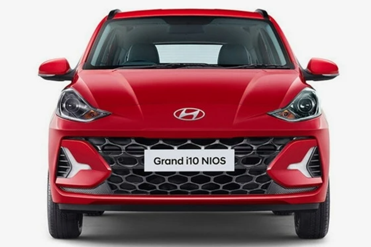 i10 là một trong những mẫu xe chủ lực về doanh số của Hyundai tại thị trường Việt Nam. Trong năm 2023, Hyundai đã bàn giao được tổng cộng 7.944 chiếc i10 đến tay khách hàng, xếp sau Accent (17.452 chiếc) và Creta (10.719 chiếc).