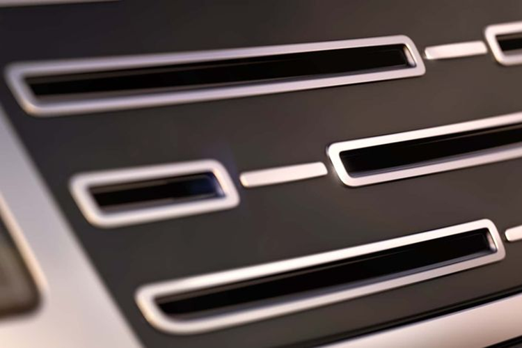 Kết hợp với phần mềm cải tiến, hệ thống mới nhanh hơn nhiều so với các hệ thống chống bó cứng phanh truyền thống, giảm thời gian phản ứng tại mỗi bánh xe từ khoảng 100 mili giây xuống còn 1 mili giây.