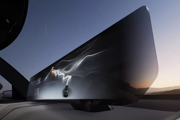 Trong năm 2024, hãng Suzuki cũng đã mang mẫu xe này đến trưng bày tại các triển lãm ô tô ở Indonesia và Philippines. Do đó, sẽ không bất ngờ nếu mẫu SUV thuần điện của Suzuki sẽ được bán ở thị trường Đông Nam Á trong tương lai.