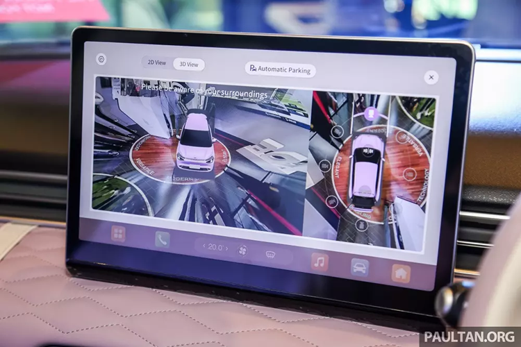 Cụm pin của bản E2 có thể dùng sạc chậm AC 3,3 kW trong khi loại tương ứng bản E3 là 6,6 kW.