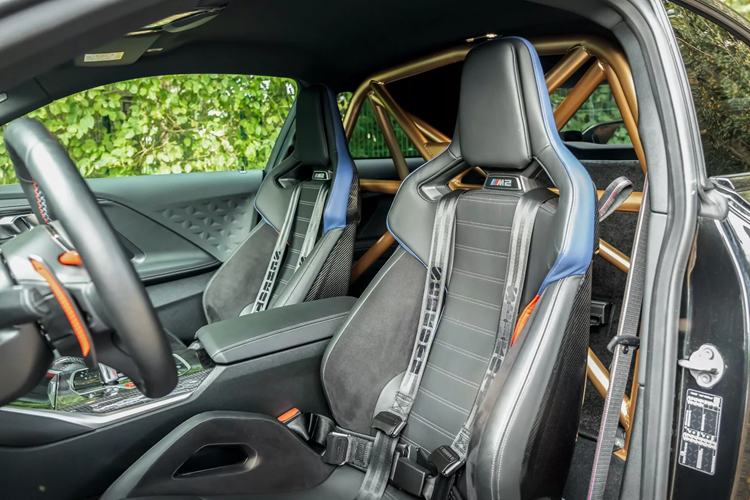 Đáng chú ý, Manhart Performance cũng bán các bản nâng cấp hiệu suất cực đại hơn cho M2 để giúp xe chạy nhanh hơn nữa.