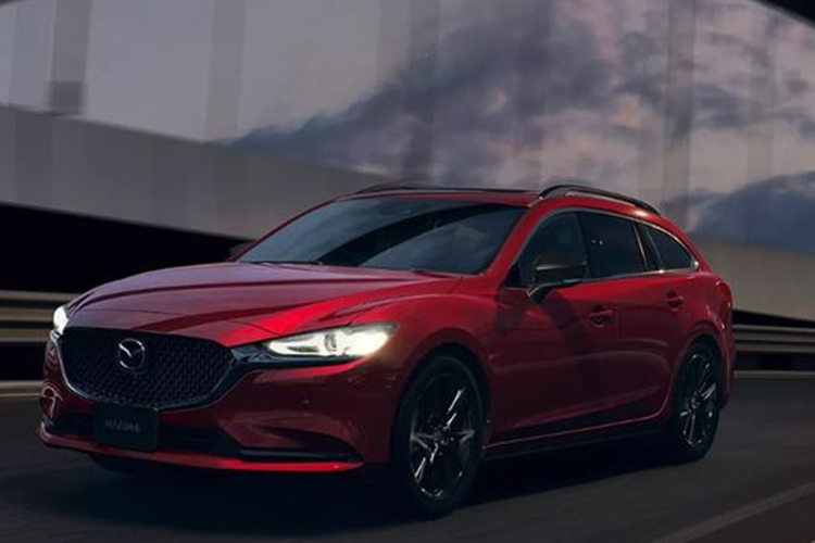 Nhà sản xuất không đưa ra lý do cụ thể về việc khai tử Mazda6. Nhưng doanh số ảm đạm của mẫu sedan cỡ trung này được cho là nguyên nhân chủ yếu dẫn đến quyết định trên. Mazda6 ra mắt lần đầu vào tháng 5/2002 với tên gọi cũ là Atenza.