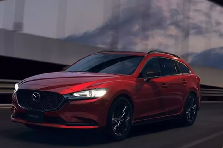 Nhà sản xuất không đưa ra lý do cụ thể về việc khai tử Mazda6. Nhưng doanh số ảm đạm của mẫu sedan cỡ trung này được cho là nguyên nhân chủ yếu dẫn đến quyết định trên. Mazda6 ra mắt lần đầu vào tháng 5/2002 với tên gọi cũ là Atenza.