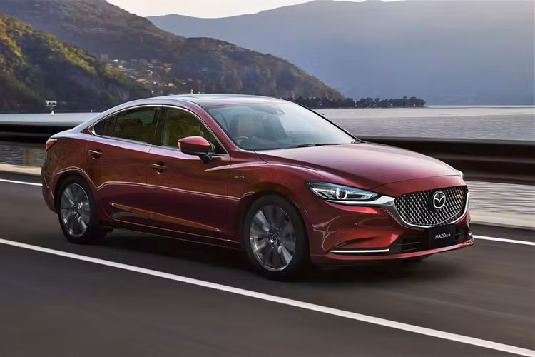 Việc Mazda6 bị khai tử cho thấy sự thất thế của sedan so với SUV và crossover. Xe gầm cao đang thống lĩnh ngành công nghiệp ô tô, được người tiêu dùng yêu thích, và mang lại lợi nhuận cao hơn cho các nhà sản xuất ô tô nhờ giá bán cao hơn.