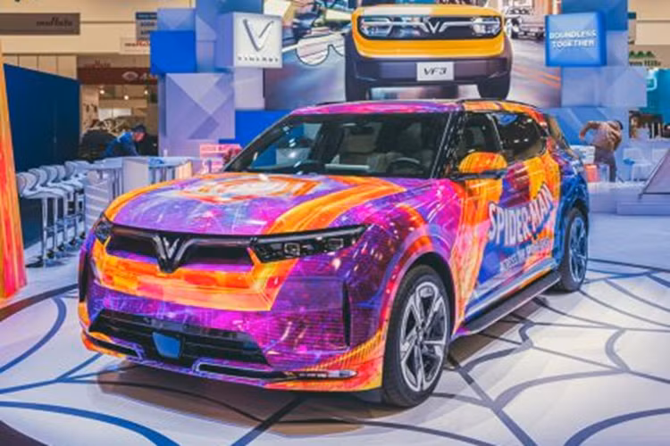 Việc này khẳng định được năng lực nghiên cứu cũng như phát triển sản phẩm vượt trội của hãng xe Việt Nam, với cam kết mang hệ sinh thái xe điện tới gần hơn với người tiêu dùng toàn cầu, đưa di chuyển điện hóa trở nên đa dạng và phù hợp đối với mọi người.