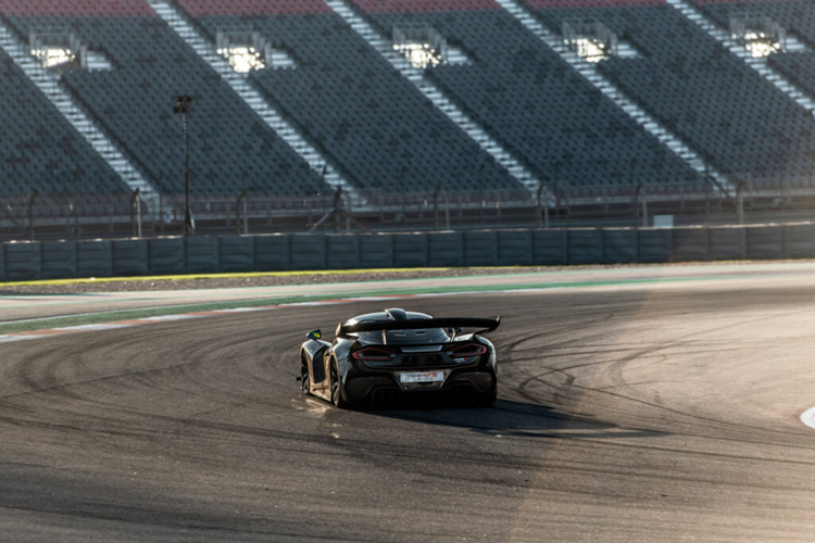 Thương hiệu hiện đang tìm kiếm một đường băng hoặc đường công cộng phù hợp có đủ không gian có thể tiếp tục thử nghiệm, xa hơn là thương hiệu có tham vọng đánh bại kỷ lục tốc độ 490,5 km/h do Chiron SuperSport 300+ của Bugatti thiết lập vào năm 2019.