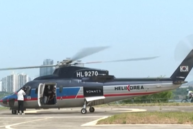 Mỗi chuyến taxi bay cho khách thường chỉ chở từ 8 - 10 người với giá vé một chiều là 320 USD/ người (khoảng 8,14 triệu đồng/người). Trong thời gian 6 tháng thử nghiệm, dịch vụ Vonaer sẽ được đưa vào hoạt động với tần suất mỗi giờ một chuyến.