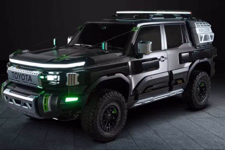 Được tổ chức hàng năm tại thành phố Las Vegas bang Nevada (Mỹ), SEMA Show được biết đến là triển lãm về ôtô độ lớn nhất thế giới, nơi quy tụ của nhiều mẫu xe độc lạ và nhiều hãng độ nổi tiếng như Brabus hay Carlex Design và hãng độ Modellista tới từ Nhật Bản cũng mang đến một chiếc xe SUV Toyota Land Cruiser Prado 2024 độ khủng.