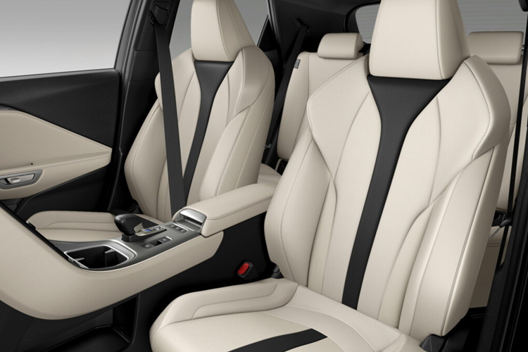 Giống như GR Yaris, LBX Morizo RR có những tinh chỉnh trên nền tảng TNGA-B, được Lexus gọi là “nền tảng chuyên dụng”.