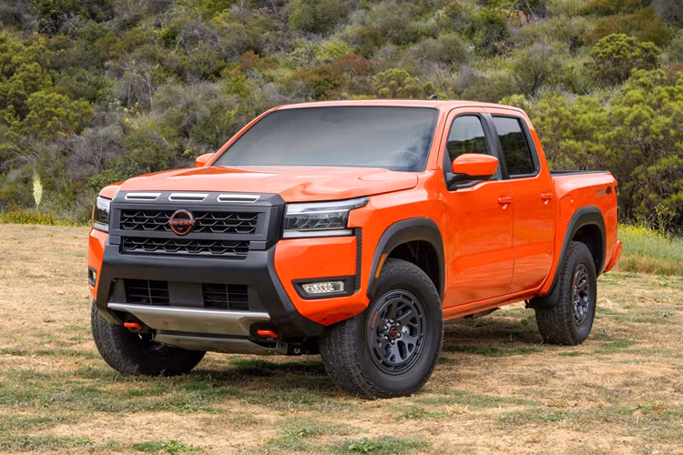 Ban tai Nissan Frontier 2025 
