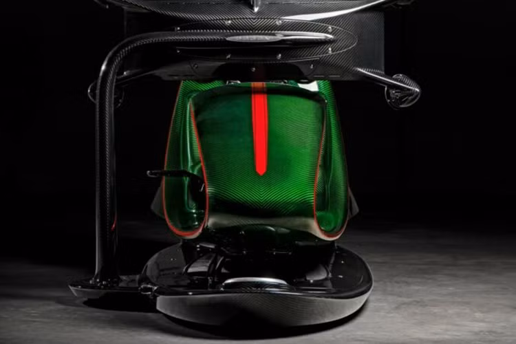 Mục đích chính của việc chế tạo ra chiếc ghế đua này chính là để giúp chủ sở hữu làm quen với chiếc xe của họ, cải thiện kỹ năng lái xe và có sự chuẩn bị tốt nhất trước khi cầm lái chiếc xe thực tế trên nhiều đường đua khác nhau.