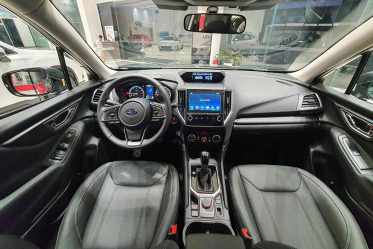 Như vậy, giá bán của Subaru Forester trong tháng 10/2024 chỉ còn dao động từ 869 - 969 triệu đồng, rút ngắn đáng kể về mặt khoảng cách so với những đối thủ cùng phân khúc như Mazda CX-5 (749 - 979 triệu đồng), Hyundai Tucson (769 - 919 triệu đồng) và Ford Territory (799 - 929 triệu đồng).