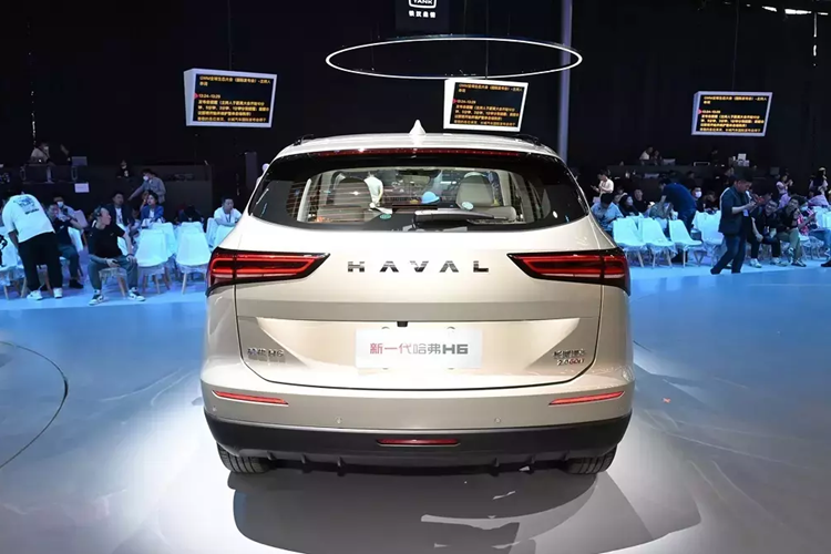 Tại thị trường Trung Quốc và Thái Lan, Haval H6 đều có doanh số khá tốt. Từ khi ra mắt thị trường Trung Quốc vào năm 2011 đến nay, mẫu SUV cỡ C này đã đạt doanh số cộng dồn hơn 4 triệu xe.