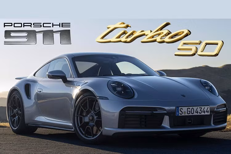 Được biết, mức giá xe Porsche 911 Turbo 50 Years khởi điểm là 261.100 USD (khoảng 6,52 tỷ đồng). Nếu khách hàng lựa chọn gói tùy chọn Heritage Design sẽ phải chi thêm một khoản tiền không nhỏ nữa.