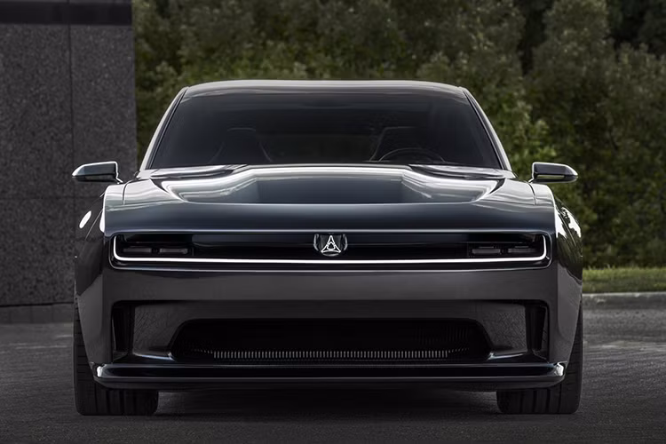 Một số ít tỏ ra quan tâm đến khả năng vận hành của động cơ điện có tối ưu cho dòng xe cơ bắp vốn nổi tiếng mạnh mẽ như Dodge Charger hay không.