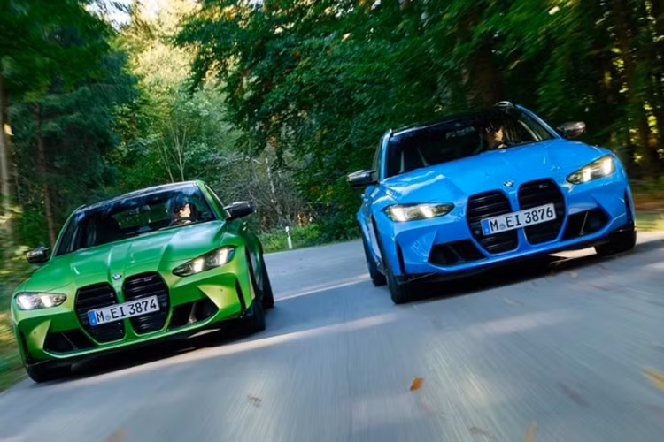 Được biết, hai mẫu BMW M3 và M4 phân phối tại Việt Nam đều sẽ thuộc phiên bản Competition M xDrive cao cấp. Cung cấp sức mạnh cho BMW M3 và M4 đều là động cơ I6 3.0L tăng áp kép cho công suất tới 530 mã lực và mô-men xoắn 650 Nm. 