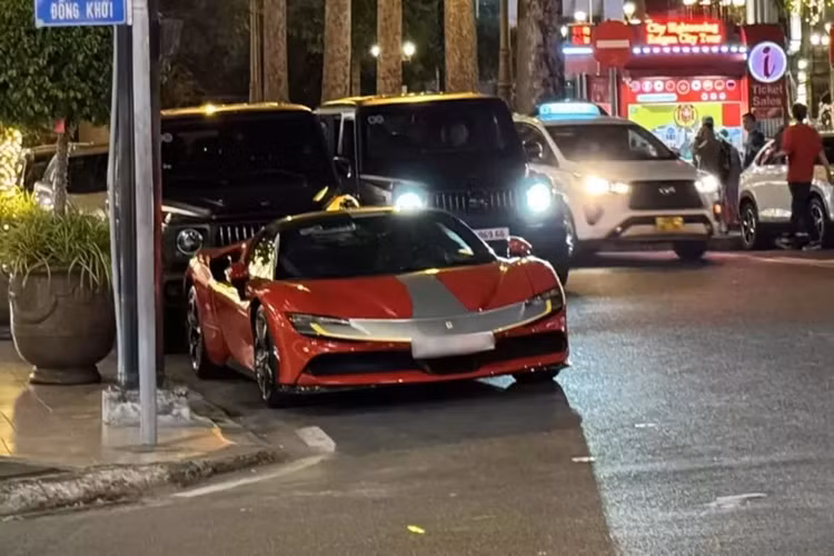 Ferrari SF90 Stradale bi an nhat Viet Nam ra bien NG, khoang 19 ty