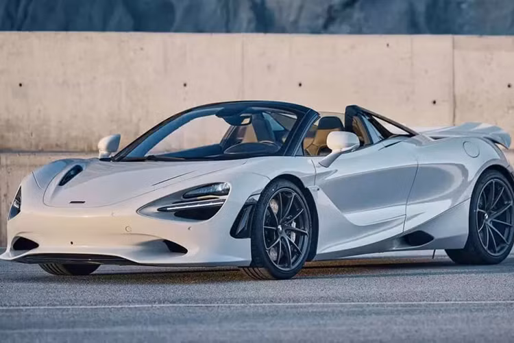 McLaren 750S Spider Sau năm 2023 nhận bàn giao sương sương các siêu xe, xe thể thao và xe mô tô với tổng giá trị gần 80 tỷ đồng, đại gia Hoàng Kim Khánh còn chia sẻ đặt mua một chiếc siêu xe mui trần McLaren 750S Spider, nhanh chóng thu hút sự quan tâm của giới săn xe.