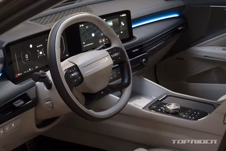 Được nhiều người coi mẫu sedan hạng sang mang thương hiệu bình dân, Kia K8 vốn được biết đến là mẫu sedan sở hữu không gian nội thất sang trọng hàng đầu phân khúc. Bước sang phiên bản mới, K8 còn được nâng cấp với hàng loạt công nghệ hiện đại.