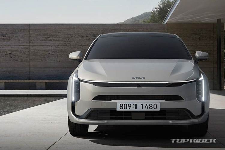 Mẫu xe sedan Kia K8 2025 sở hữu các số đo dài x rộng x cao lần lượt là 5.050 x 1.875 x 1.455 mm và chiều dài cơ sở 2.895 mm. So với phiên bản cũ, xe dài hơn 35 mm.