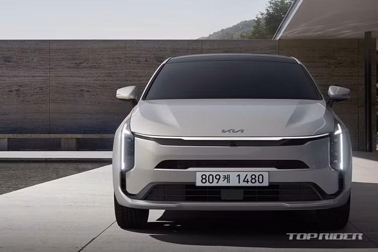 Mẫu xe sedan Kia K8 2025 sở hữu các số đo dài x rộng x cao lần lượt là 5.050 x 1.875 x 1.455 mm và chiều dài cơ sở 2.895 mm. So với phiên bản cũ, xe dài hơn 35 mm.